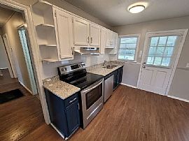 2524 Circle Dr, Bessemer, Al 35023 in Bessemer, AL (Photo 10 of 12)