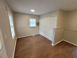 2524 Circle Dr, Bessemer, Al 35023 in Bessemer, AL (Photo 4 of 12)