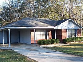 23136 Lincoln St, Robertsdale, Al 36567 in Robertsdale, AL
