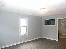 2209 Swanson Ct Nw, Huntsville, Al 35811 in Huntsville, AL (Photo 3 of 6)