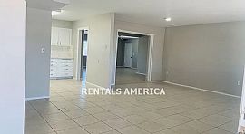 11433 N Hagen Dr, Sun City, Az 85351 in Sun City, AZ (Photo 3 of 6)