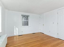 1462 Boston Post Rd, Westbrook, Ct 06498 in Westbrook, CT (Photo 8 of 11)