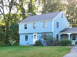 29 Attawan Rd, Niantic, Ct 06357 in Niantic, CT