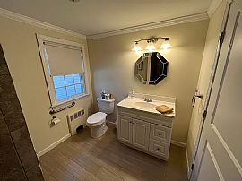 34 Wakeley Rd, Newington, Ct 06111 in Newington, CT (Photo 6 of 12)