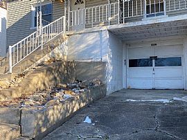 1008 Adele St, Charleston, Wv 25302 in Charleston, WV