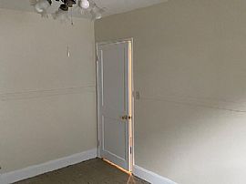 1008 Adele St, Charleston, Wv 25302 in Charleston, WV (Photo 6 of 9)