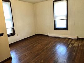 103 Locust St, Mount Clare, Wv 26408 in Mount Clare, WV (Photo 5 of 8)