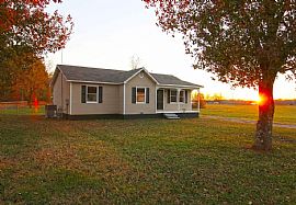 128 Old Winchester Rd, New Market, Al 35761 in New Market, AL