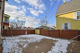 House in Cold Spring Park in Milwaukee, WI (Photo 12 of 12)