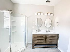 704 10th Ln, Pleasant Grove, Al 35127 in Pleasant Grove, AL (Photo 7 of 10)