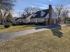 619 College Ave, Lutherville Timonium, Md 21093 in Lutherville Timonium, MD (Photo 2 of 12)