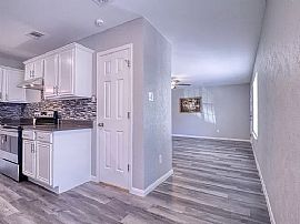 2221 Bowie Dr, Corsicana, Tx in Corsicana, TX (Photo 8 of 12)