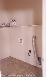  Beautiful Home Located in Sw Albuquerque Has Great Curb Appeal in Albuquerque, NM (Photo 3 of 6)