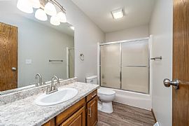 Newly Updated 3 Bedroom 2 Bath Split Level Home Excellent  in Sioux Falls, SD (Photo 7 of 11)