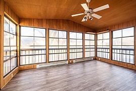 Newly Updated 3 Bedroom 2 Bath Split Level Home Excellent  in Sioux Falls, SD (Photo 8 of 11)