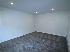 Heatherwood House at Port Jefferson, # 1802a, 39 Piedmont Dr, P in Port Jefferson Station, NY (Photo 6 of 12)