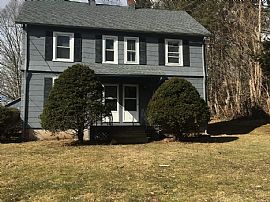 99 Mill St, Glastonbury, Ct 06033 in Glastonbury, CT