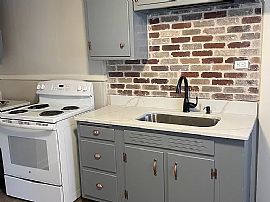 99 Mill St, Glastonbury, Ct 06033 in Glastonbury, CT (Photo 2 of 10)