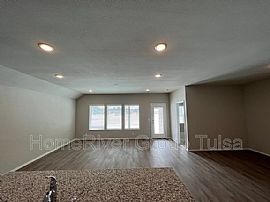 28266 E 111th St S, Coweta, Ok 74429 in Coweta, OK (Photo 5 of 12)