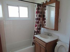 3401 Central Ave, Great Falls, Mt 59401 Comfortable House in Great Falls, MT (Photo 3 of 9)