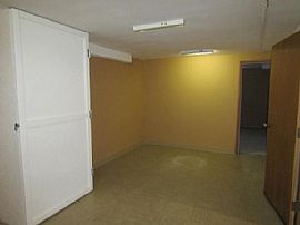 3401 Central Ave, Great Falls, Mt 59401 Comfortable House in Great Falls, MT (Photo 8 of 9)