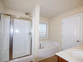 709 River Landing Blvd Sw, Madison, Al 35756 in Madison, AL (Photo 7 of 12)