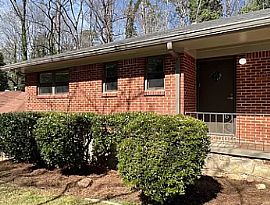 1460 Woodland Cir Se, Atlanta, Ga 30316 Peace 2 Bedroom House  in Atlanta, GA