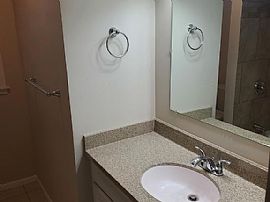 1513 Pinewood Circle Dr, Omaha, Ne 68144 Unique House For Rent in Omaha, NE (Photo 5 of 9)