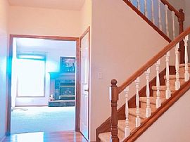 3303 S 79th St, Lincoln, Ne 68506 Spacious 4 Bedroom For Rent  in Lincoln, NE (Photo 3 of 9)