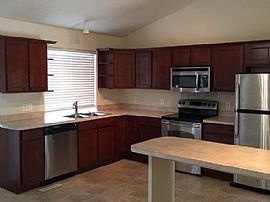 20947 Birch St, Gretna, Ne 68028 Lovely House For Rent in Gretna, NE (Photo 5 of 9)