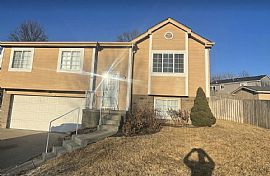 1208 Rawhide Rd, Papillion, Ne 68046 Joyous House in Papillion, NE