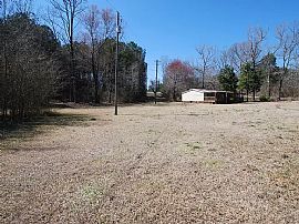 329 Toadvine Cemetery Rd, Bessemer, Al 35023 in Bessemer, AL (Photo 12 of 12)