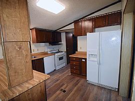 329 Toadvine Cemetery Rd, Bessemer, Al 35023 in Bessemer, AL (Photo 3 of 12)