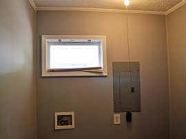 136 Fairview Ave, Prattville, Al 36066 in Prattville, AL (Photo 6 of 7)