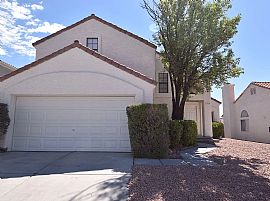 3320 Beach Port Dr, Las Vegas, Nv 89117 in Las Vegas, NV