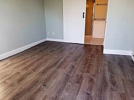 20 Statue Way, Portsmouth, Ri 02871 in Portsmouth, RI (Photo 9 of 12)