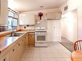 901 W 3rd Ave, San Manuel, Az 85631 in San Manuel, AZ (Photo 7 of 12)