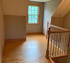 5 Stella Way, Exeter, Nh 03833 Just Renovated House For Rent in Exeter, NH (Photo 4 of 9)
