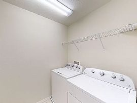 Amazing 2 Bedroom and 2.5 Bath in Tampa, FL (Photo 10 of 10)