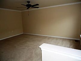 114 Dunlap Dr, Charles Town, Wv 25414 in Charles Town, WV (Photo 2 of 10)