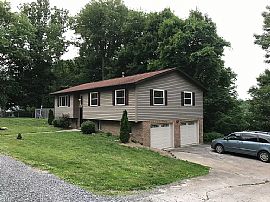 1417 Roosevelt St, Morgantown, Wv 26505 in Morgantown, WV