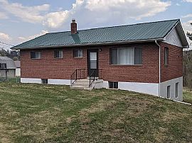 4431 Frankfort Hwy, Ridgeley, Wv 26753 in Ridgeley, WV