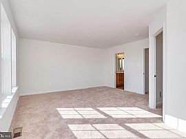 34 Horace Ct, Bunker Hill, Wv 25413 in Bunker Hill, WV (Photo 11 of 12)