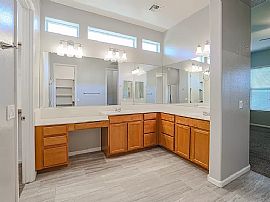 13113 W Avenida Del Rey, Peoria, Az 85383 in Peoria, AZ (Photo 5 of 12)