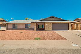 240 E Helena Dr, Phoenix, Az 85022 in Phoenix, AZ