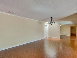 240 E Helena Dr, Phoenix, Az 85022 in Phoenix, AZ (Photo 4 of 11)