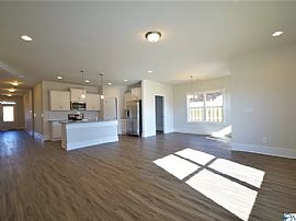 104 Williams Pointe Blvd Sw, Huntsville, Al 35824 in Huntsville, AL (Photo 7 of 12)