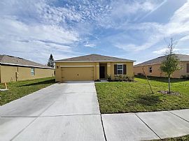 1198 Sophia Blvd, Winter Haven, Fl 33881 in Winter Haven, FL