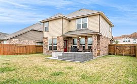 Charming 3 Bedroom Home  in Texas City, TX (Photo 1 of 12)