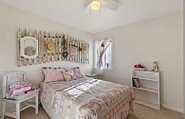 Charming 3 Bedroom in Lancaster, CA (Photo 4 of 12)